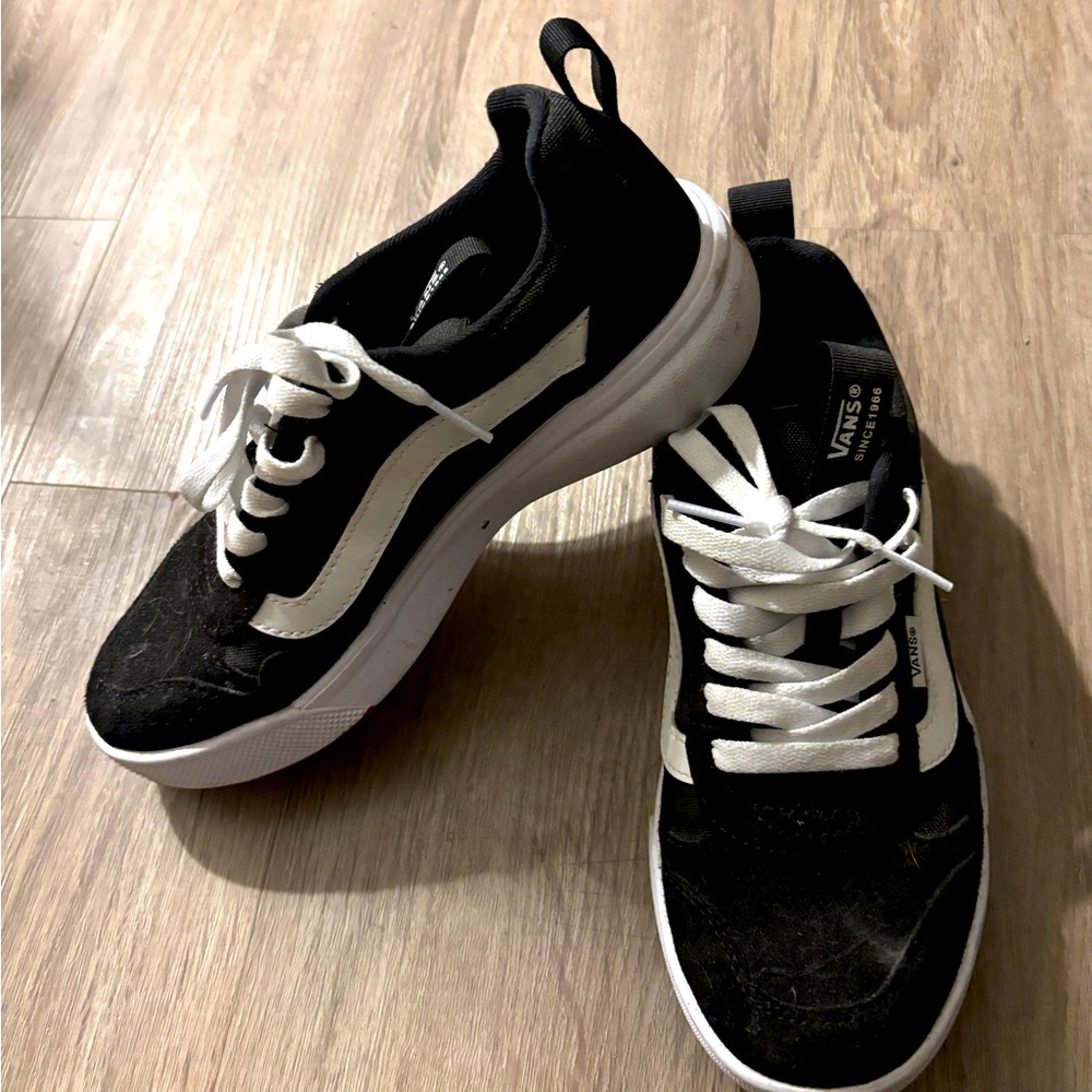 Vans Sneakers